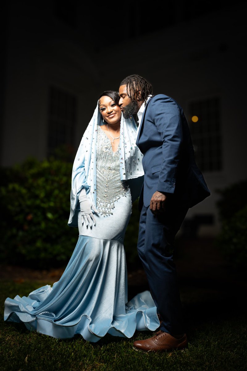 trinnyk1's tweet image. cousinssss did i eat? #seniorprom24🔥