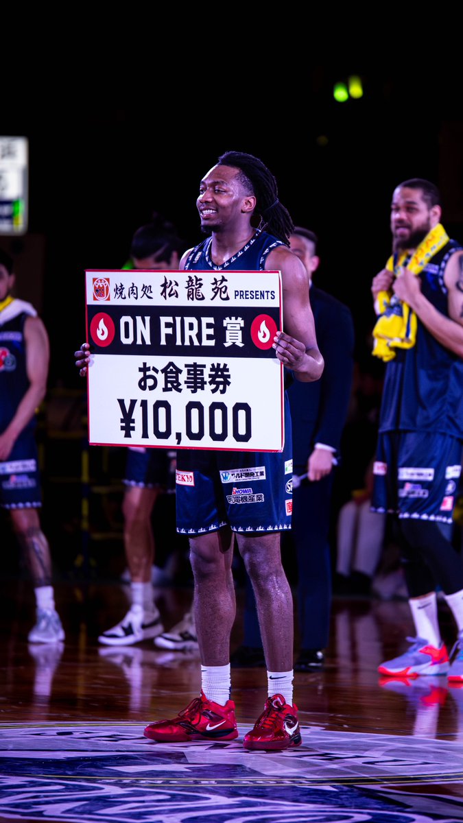 sor24_'s tweet photo. ON FIREおめでとう🥹🔥🔥
美味しい焼肉食べてね
#JustynMutts #kimchiboy #ジャスティンマッツ
39:17MIN
21 POINTS(60%FG%)
13REBOUNDS
5DUNK https://t.co/alsvrRCHMe