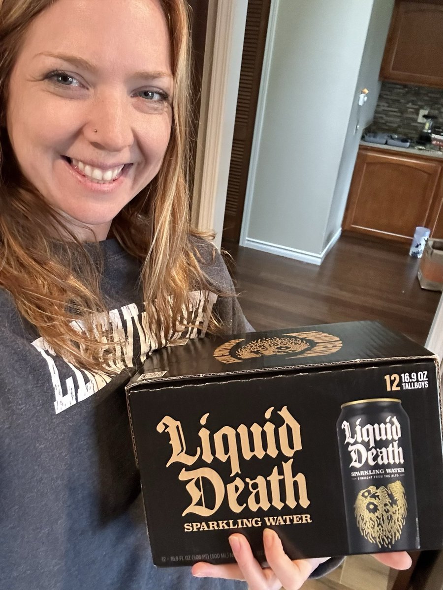 I’m kinda obsessed with @LiquidDeath rn… probably cuz of @tomsegura 😝