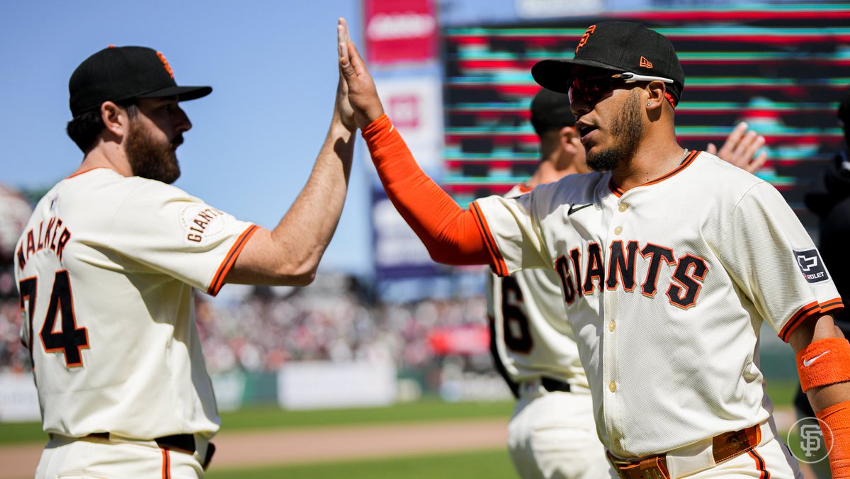 SFGigantes tweet picture