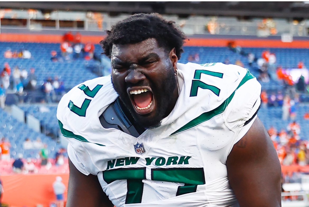Offensive line help in Philadelphia: Former Jets first-round draft choice Mekhi Becton plans to sign a one-year deal worth up to $5.5 million with the Eagles, pending a physical Monday, per his agents Alan Herman and Jared Fox. Becton is expected to be the Eagles swing tackle.