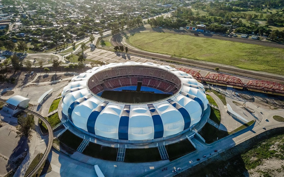 sabadovelezok's tweet photo. 🔜 ¿Próxima parada? Santiago del Estero, Estadio Madre de Ciudades.

📆 Domingo 5 de mayo, 15.30 horas: #Vélez vs. Boca/Estudiantes.

¡Se define el campeón de la Copa de la Liga! 🏆 https://t.co/TKHg0ZXnkS