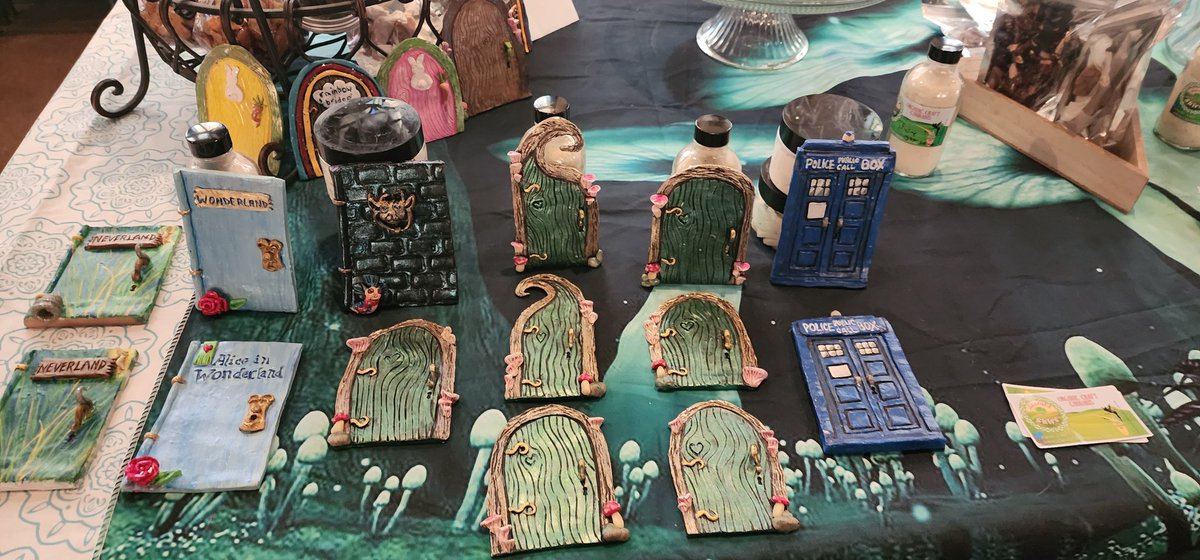 ShireFairyDoors's tweet photo. Which fairy door would you choose?! 
#fairydoors #shirewood #fairygarden #viral #garden https://t.co/dlN8rvN0RT