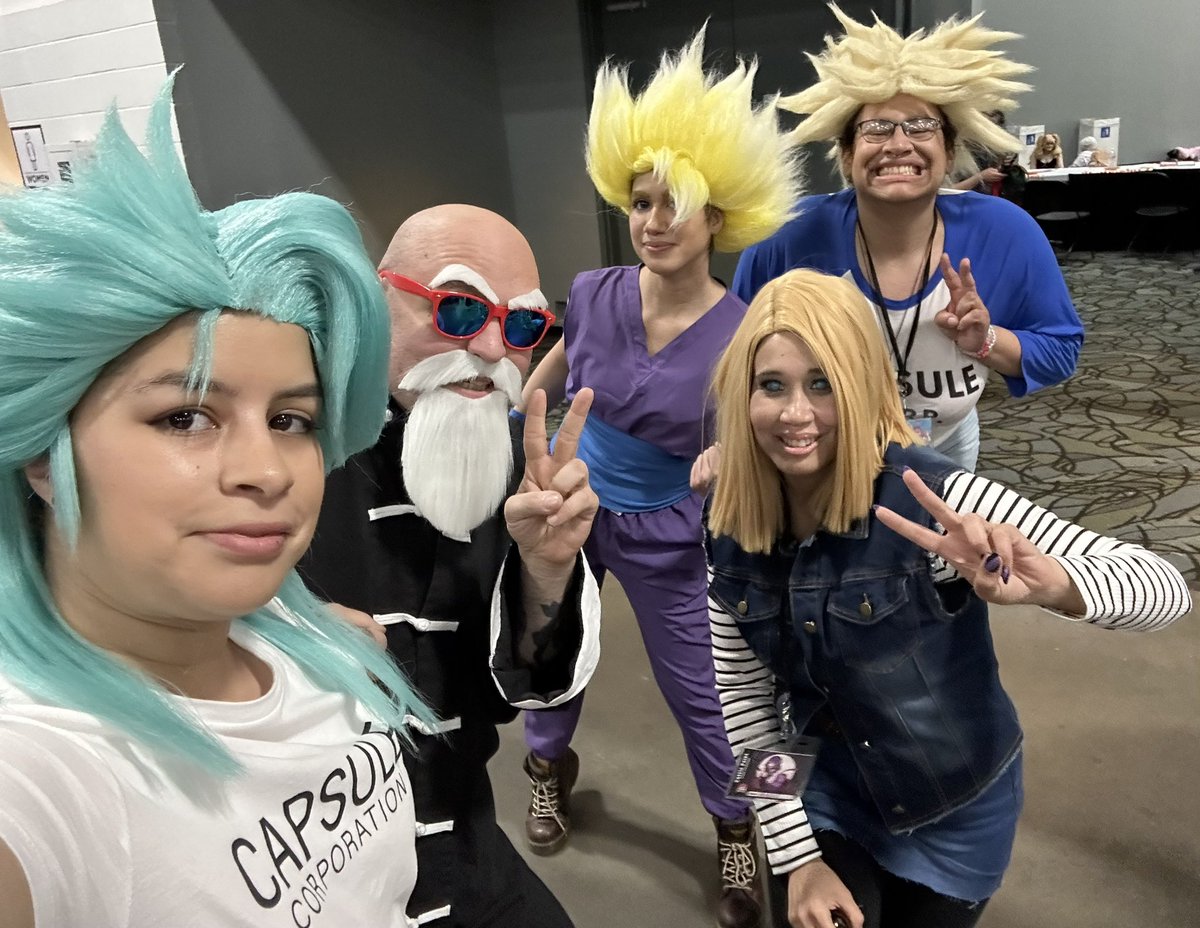 Dani_Geez's tweet photo. It was Dragon Ball Sunday at #castlepointanimeconvention #castlepointcon #dragonballz https://t.co/edE9bY1A0u
