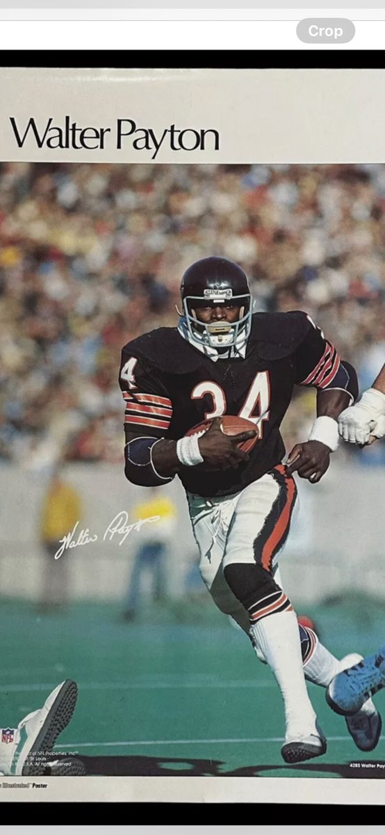 What was the first sports poster you ever put on your wall? This was mine. Sweetness…. @ChicagoBears