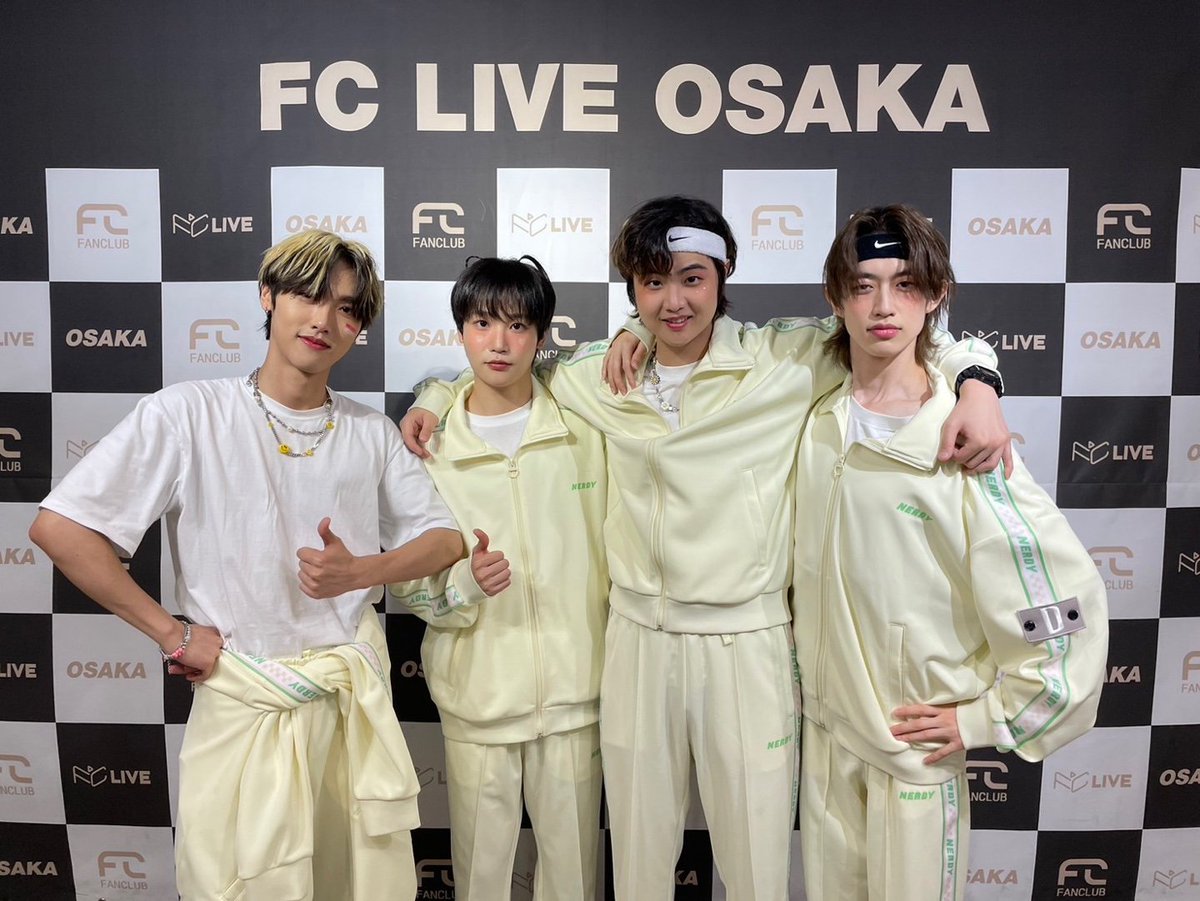 FCLIVE_official's tweet image. 【#FCLIVE_OSAKA】

2024 #24K+ LIVE in JAPAN EVOLUTION OSAKA

＼📣本日私物サインDAY५✍／
あなただけの #24Kplus との思い出と宝物を作りましょう💝

🗓️4/29(祝・月) ①14:30~ ②18:30~
🎟当日券あり
🔰初回の方は受付まで！

🎫詳細はこちら
🔗 bit.ly/49b1fD0

#투포케이플러스