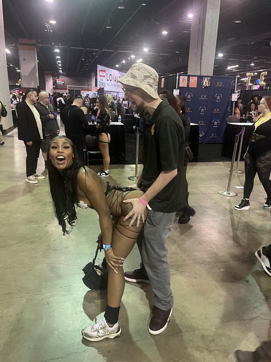 Catalyst Fund Me Plz 🤘😂🔥 

#CardanoCommunity