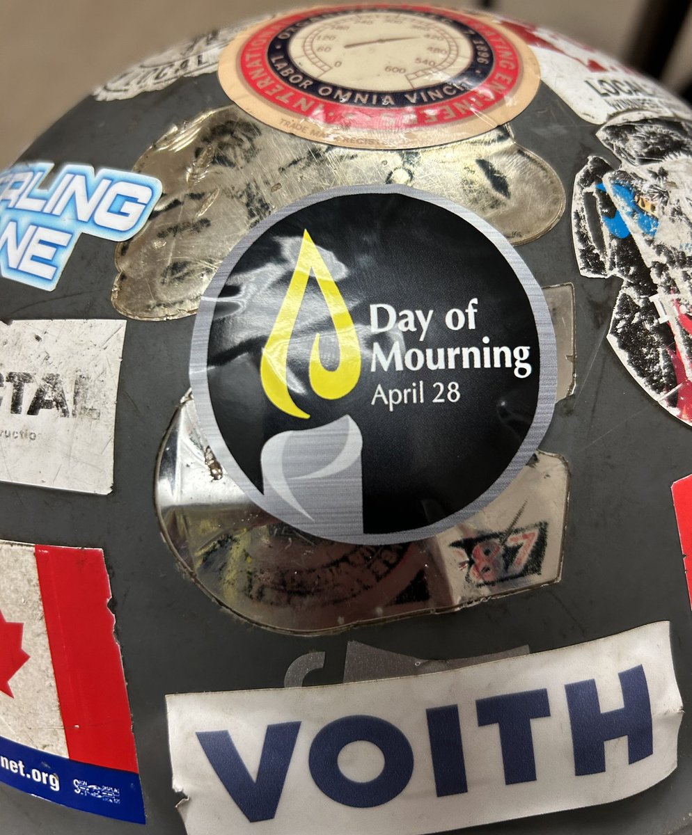 Today is the day of mourning for all the workers that loose their lives every year. #DayOfMourning