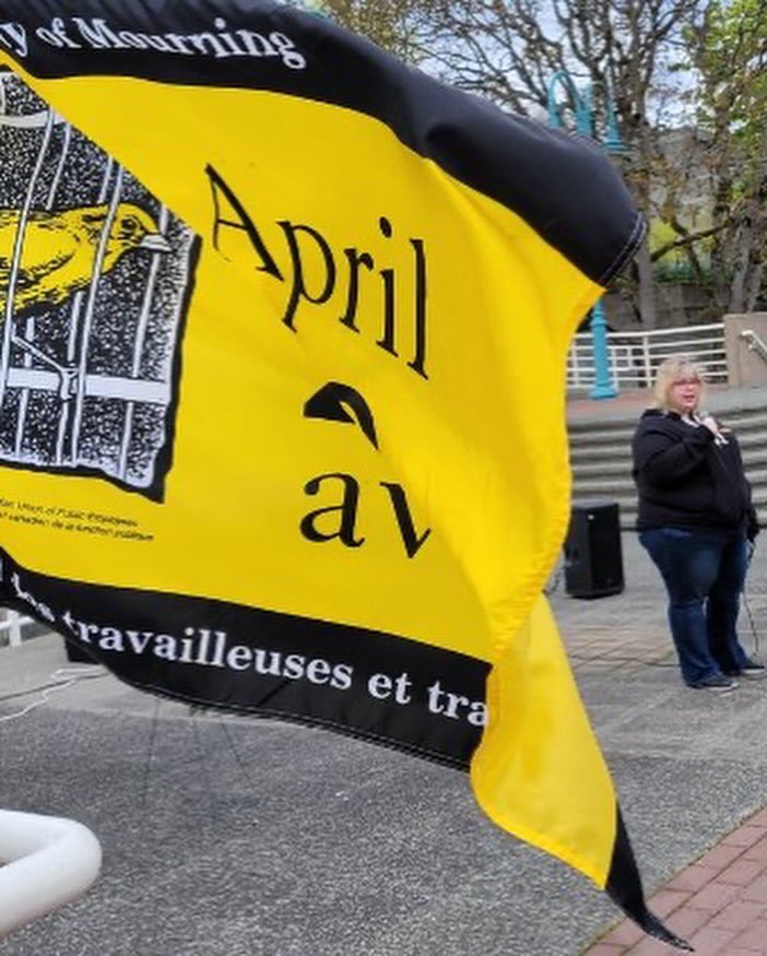 April 28th is the #DayOfMourning to remember those lost, injured, or who became sick on the job, & unite for healthy & safe workplaces. Thank you @CanadianLabour, #Nanaimo #Duncan District #Labour Council, & @WorkSafeBC for the work you do every day supporting workplace safety.