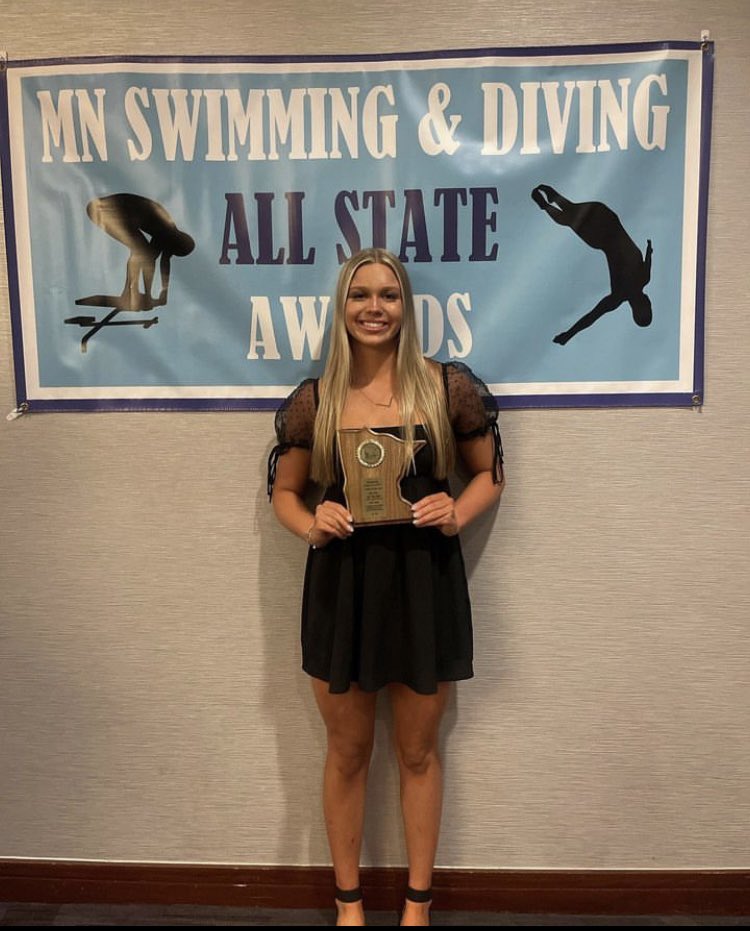 Congratulations to STMA Junior Lily Van Heel for being named 2024 Class AA Female Athlete of the Year at this weekends Minnesota Swimming & Diving All-State Banquet!