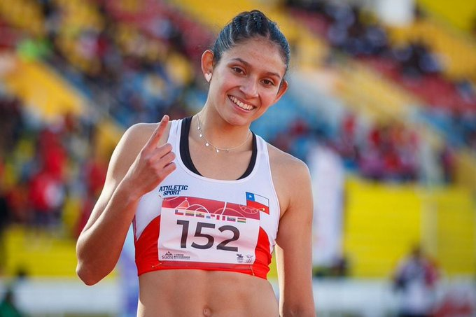 #LTDomingo | 🏃‍♀️🥇🇨🇱 Antonia Ramírez, la promesa de la velocidad que se bañó de oro en los Juegos Bolivarianos de la Juventud bityl.co/PaBu