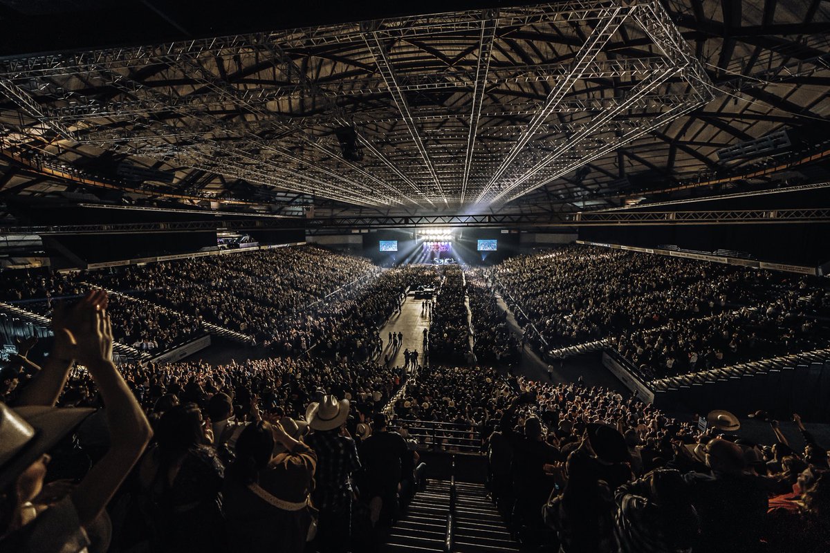Cody Johnson (@codyjohnson) on Twitter photo What a great weekend. Thanks for having the boys and me out, Tacoma!
📸 <a href="/jtrevinophotog/">Jay Trevino Photo 📸</a> What a great weekend. Thanks for having the boys and me out, Tacoma!
📸 <a href="/jtrevinophotog/">Jay Trevino Photo 📸</a>