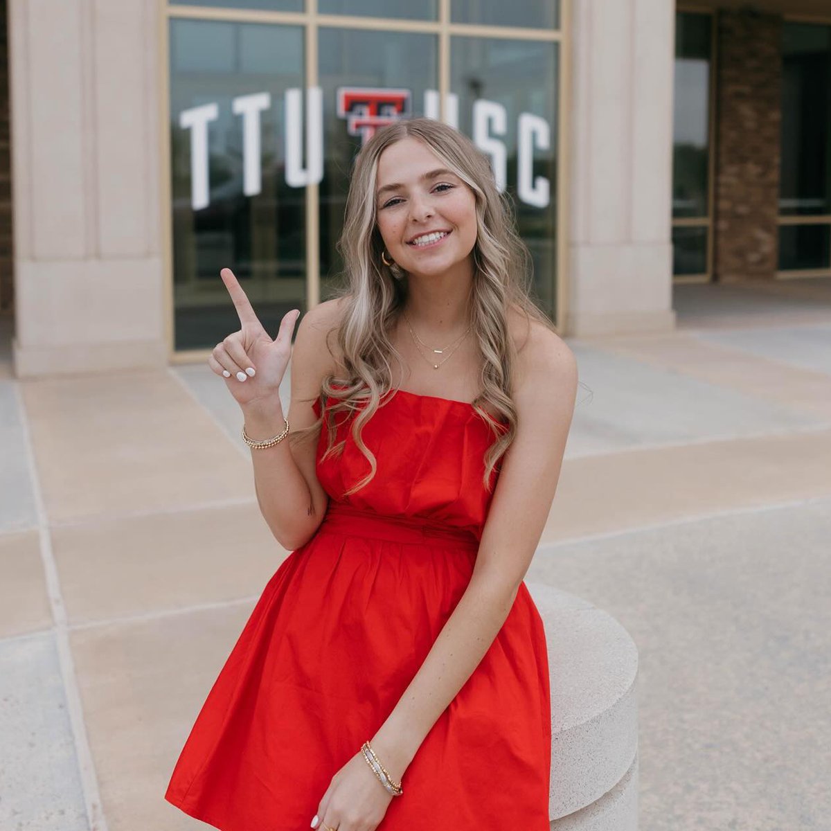 “Future OT, coming 2027” 👆 Haley, an incoming student, is excited to begin her studies in the @TTUHSC_SHP Doctor of #OccupationalTherapy program! #OTmonth