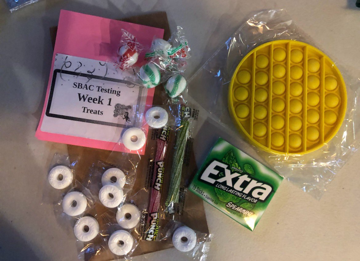 itsmrsEspinoza's tweet photo. I’m working on student baggies for state testing today. I’d love your help with snacks, Kleenex &amp; other supplies. RTs &amp; any item appreciated. Thank you! 😍
#teachertwitter
#clearthelist #TeacherAppreciationWeek 
➡️ https://t.co/veDmXqO7Pz https://t.co/E4RuH2hEpP