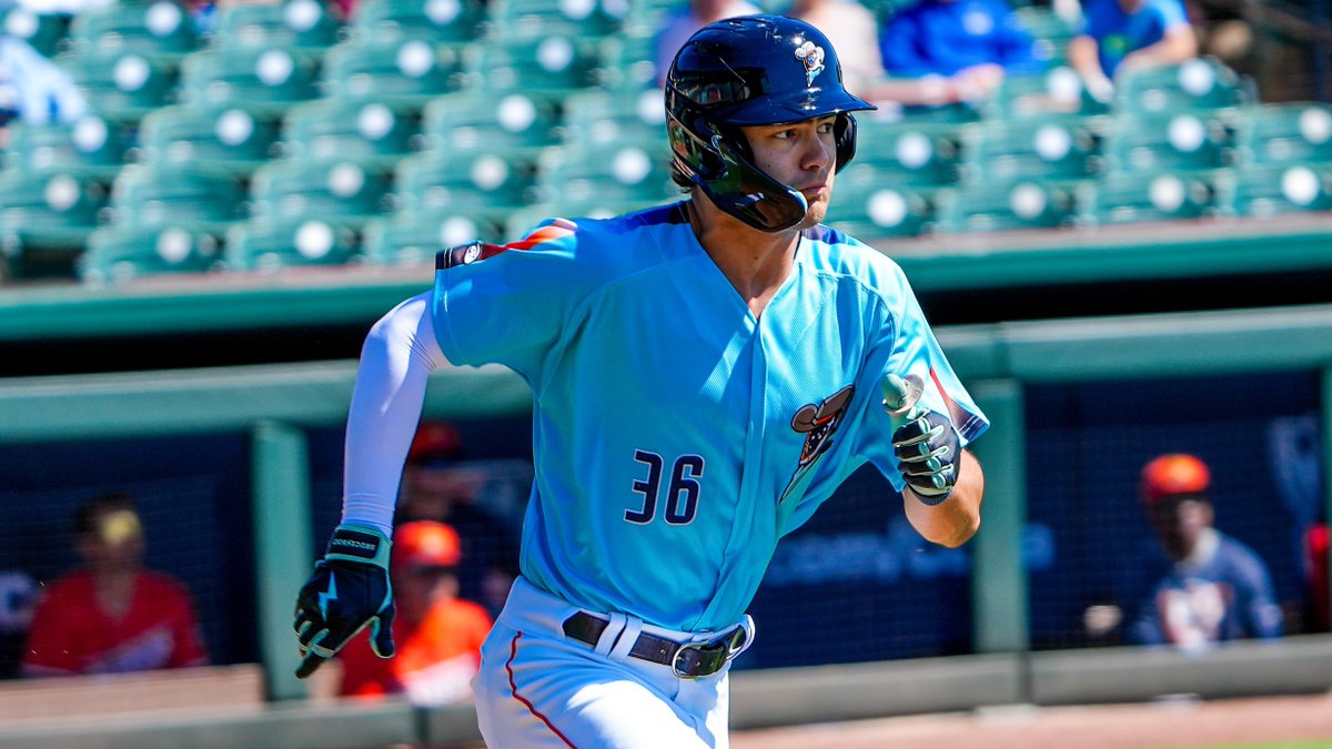 BREAKING:

#Astros OF/1B prospect Joey Loperfido is getting called up to the major leagues, multiple sources tell KPRC 2.