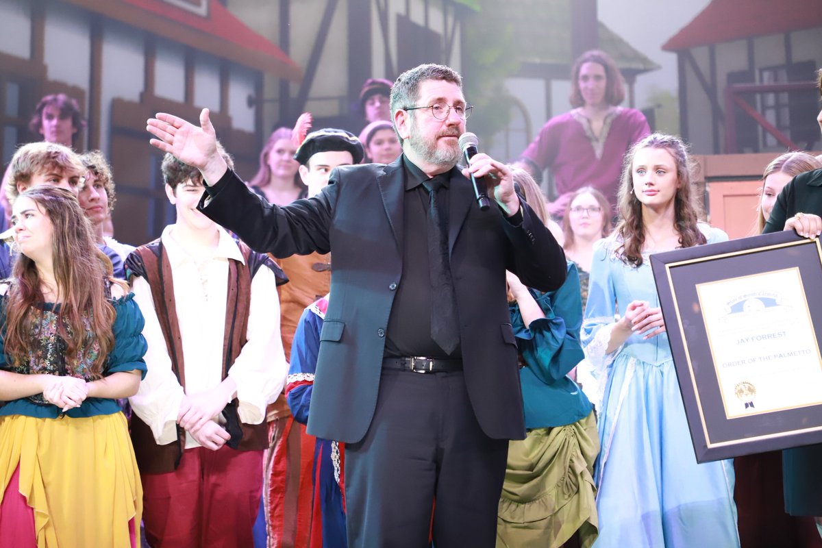 CloverEagles's tweet photo. Congratulations to Mr. Jay Forrest!
Mr. Forrest received the highest civilian award, the Order of the Palmetto, tonight at the close of the Choraliers spring show.
#CSDinAction https://t.co/53yIJOxnTg