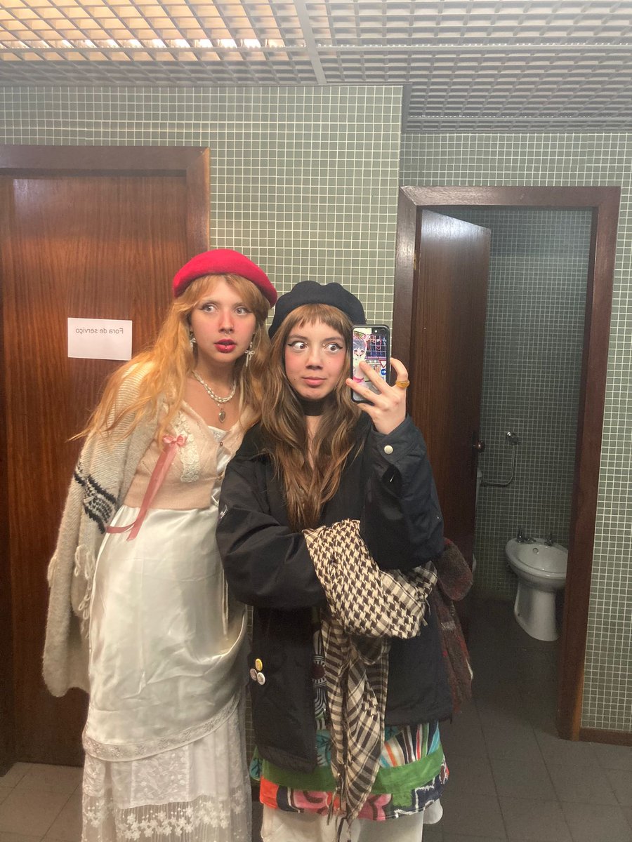 saímos muito horny