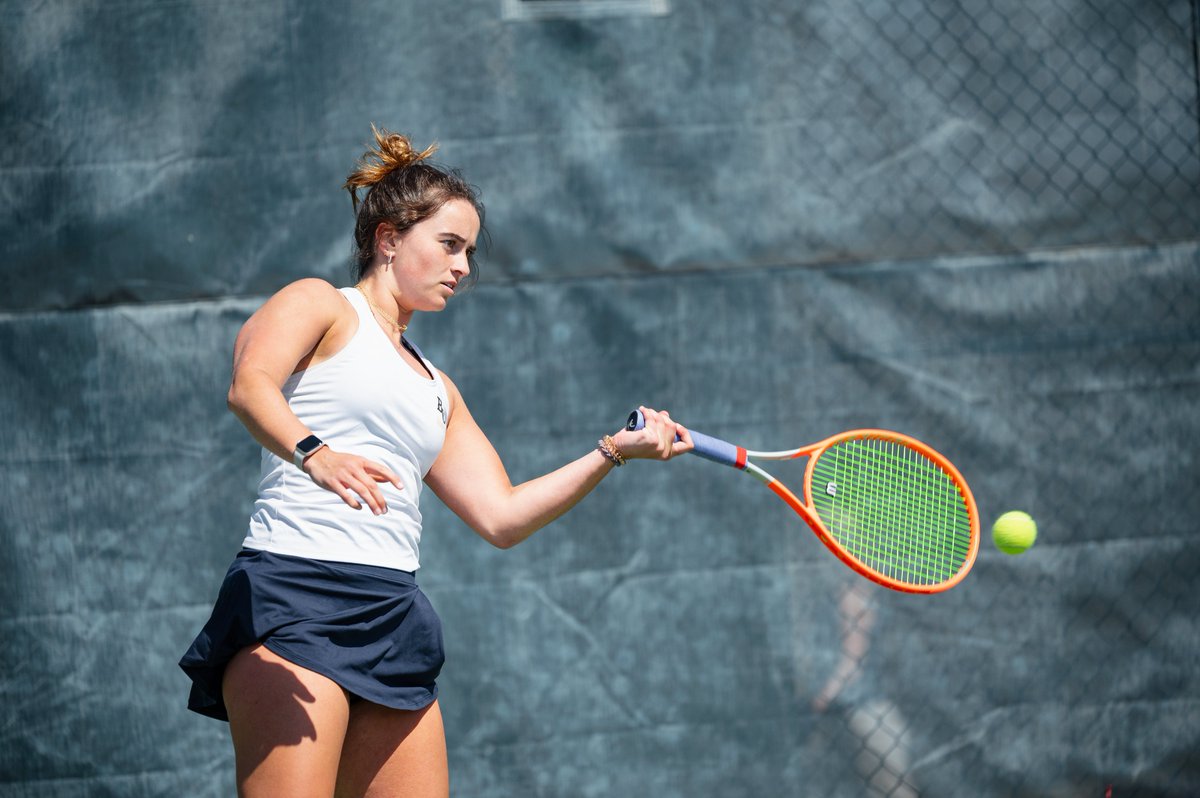 #BURoyals women's tennis closed the regular season with a tough 6-3 loss to nationally-ranked Gustavus Adolphus. BU will be the No. 3 seed in the MIAC Playoffs hosting Saint Ben's on Tuesday. #ROARwithUs REACP: athletics.bethel.edu/news/2024/4/28…