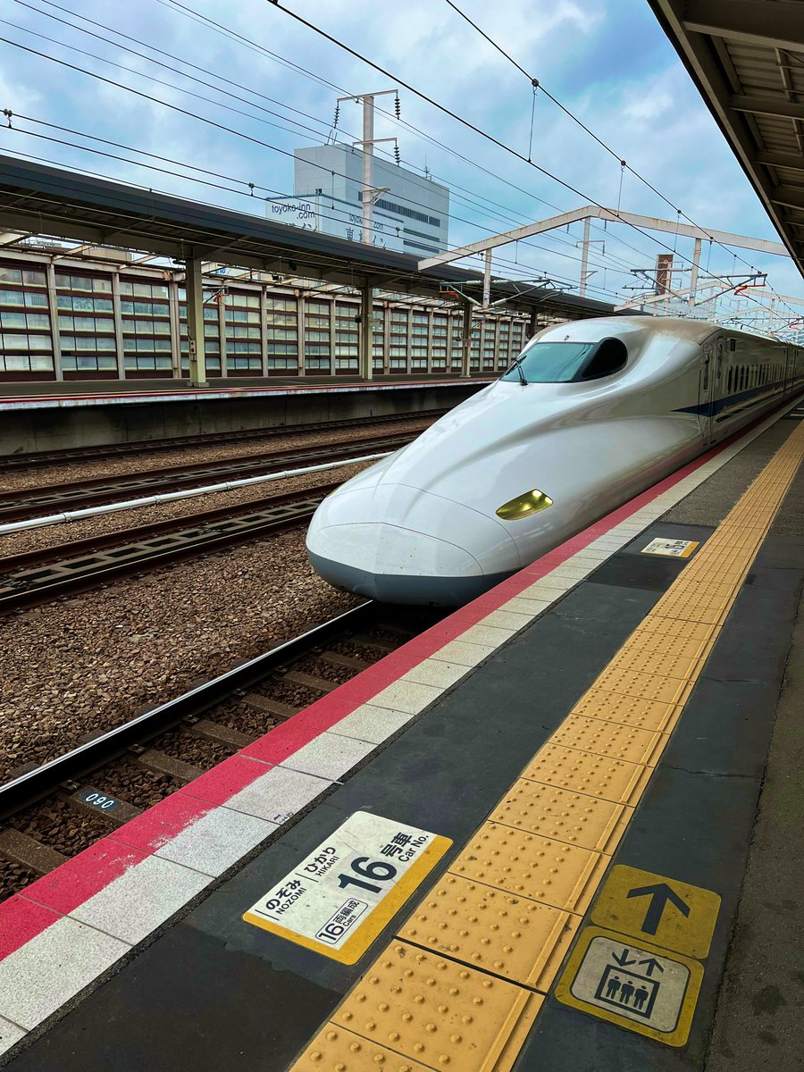 nao_addct's tweet photo. いざ搭乗 https://t.co/b1vtxXzuDK