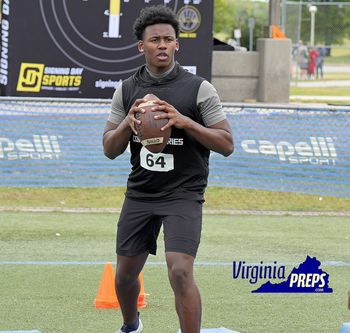 The US Army Bowl Combine @ArmyBowlCombine featured several QB's with offers including Oscar Smith @OscarSmithFB rising soph @LonnieAndrewsLA who will be featured on Virginiapreps.Com @VaPrepsRivals Prospect article