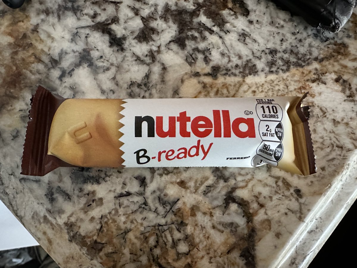 If you ever see these in the store, buy them.
I'm not a huge fan of  Nutella, but these are the perfect amount of Nutella and cookie. My client told me that I could have anything in their pantry while I was housesitting, and as soon as I tried one, I ordered a box from Amazon.