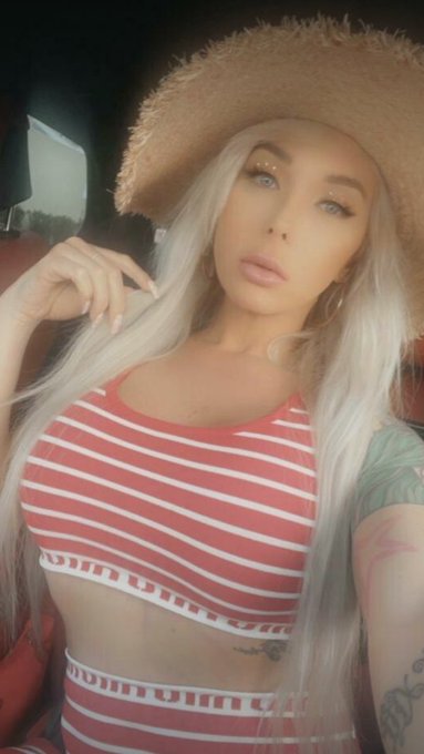 You're in my inappropriate thoughts. https://t.co/kGxR200s7S
