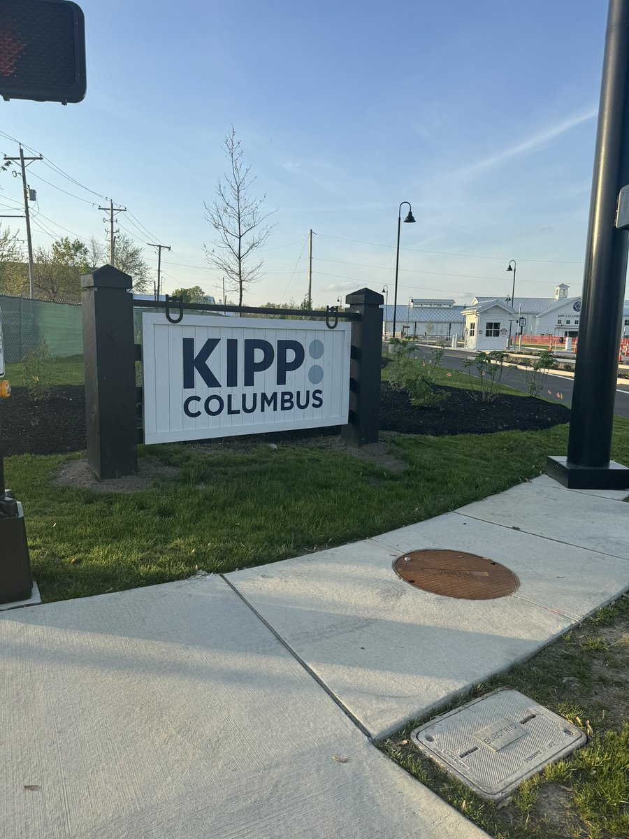 This Kipp Columbus is a mega campus.. 🔥