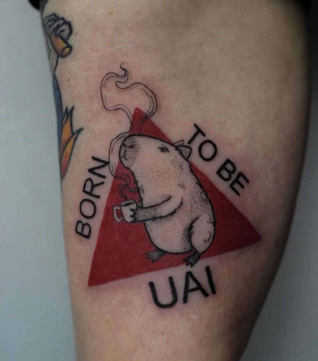 blognaointendo's tweet photo. Essa foi a tatuagem mais mineira que eu já vi https://t.co/AYT39msNZX