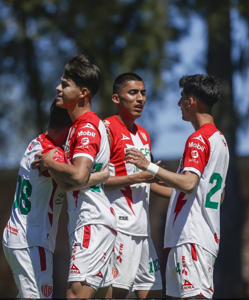 ClubNecaxa's tweet photo. 1er equipo ✅
#Sub23 ✅
#Sub18 ✅
#LigaTDP ✅
#Sub16 ✅
#Sub14 ✅

Todos los equipos de los Rayos se clasificaron este semestre a la Fase Final de sus torneos... ¡Vamos por más, Rayos! 💪

#HechoEnNecaxa ⚡ https://t.co/Isqr2aVBI6