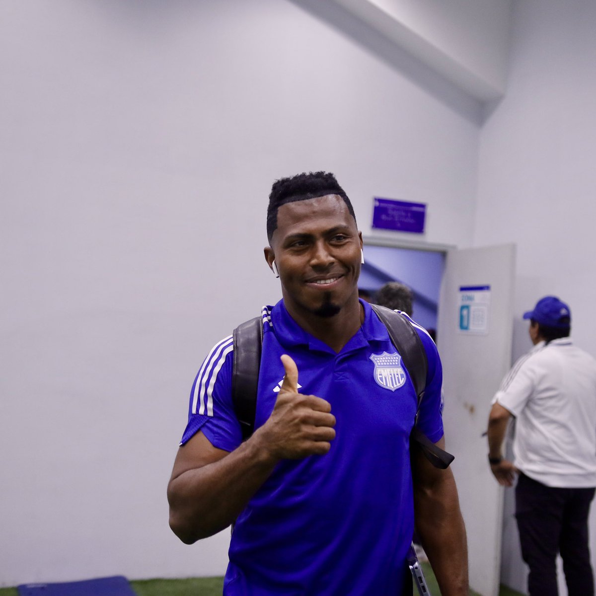SomosEmelecGers's tweet photo. Gracias por tanto y perdón por tan poco… https://t.co/tkBhBSVl4s