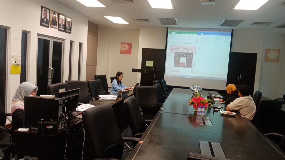 IPTK_UTeM's tweet photo. Pelaksanaan Penilaian Akreditasi Penuh MQA secara dalaman bagi program Sarjana Pengurusan Perniagaan Kejuruteraan (MIEM) telah diadakan pada 22 April &amp; 23 April 2024.

Pihak IPTK mengucapkan terima kasih kepada panel dan mendoakan kejayaan seluruh warga kerja IPTK, UTeM. https://t.co/HExhgwlgYs