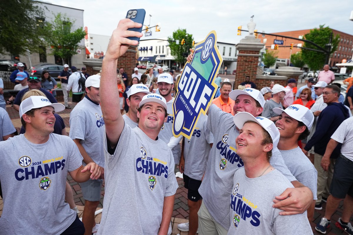 AuburnMGolf tweet picture