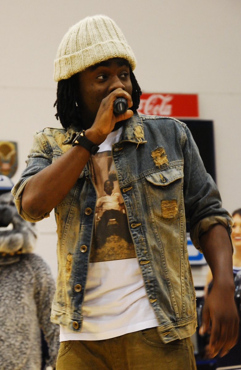 vibetogum's tweet photo. What's your favorite Wale song❔ https://t.co/dro5UQzyVG