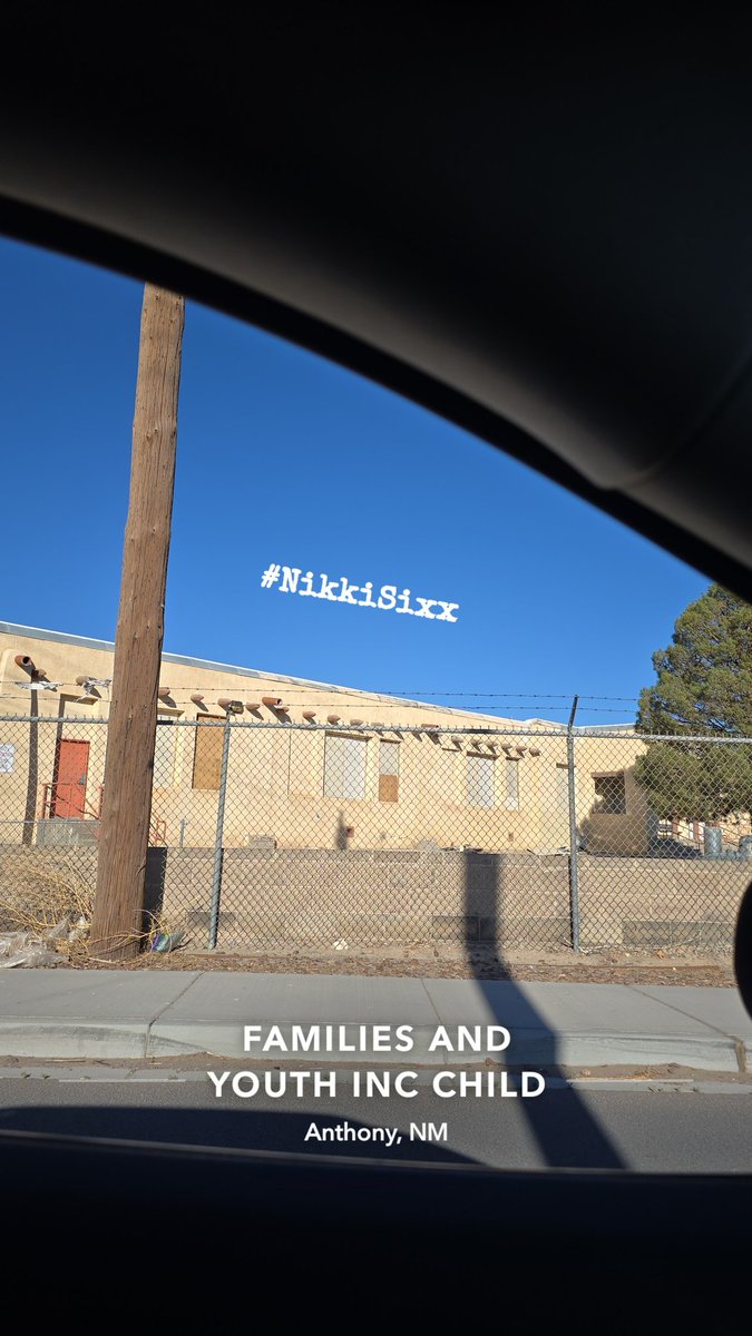 therealal_b's tweet photo. I was told this is where it all began!! @NikkiSixx #Motleycrue https://t.co/ssAIw9tRla