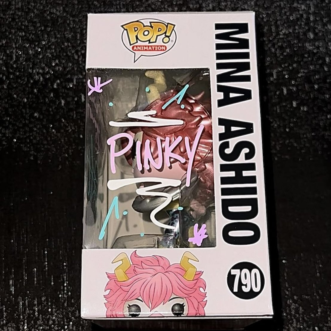 Very nice and detailed Mina Ashido Autograph from Caitlin Glass ~ photo thanks @jessieryans ~ #MHA #MyHeroAcademia #FPN #FunkoPOPNews #Funko #POP #POPVinyl #FunkoPOP #FunkoSoda