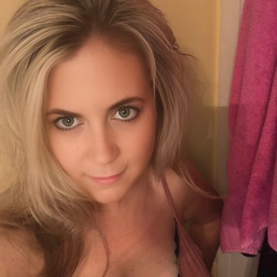 Blonde Princess💋💰 (@blondemilfmommy) / Posts / X