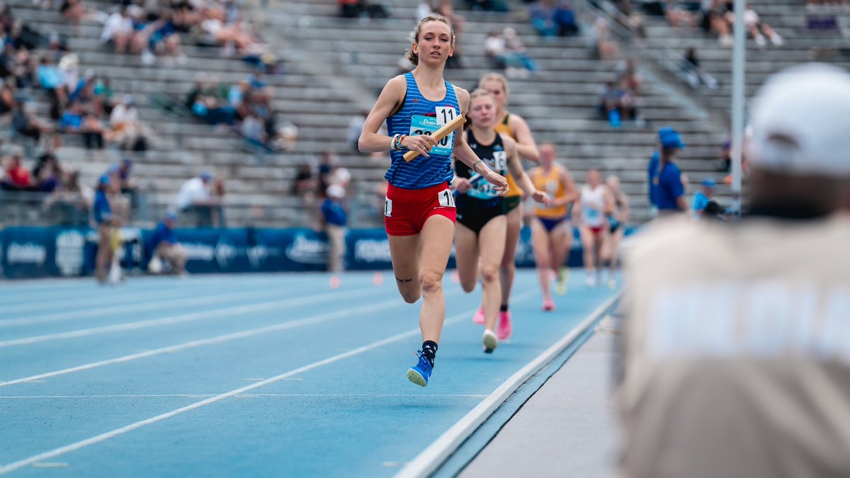 DePaulXCTF tweet picture