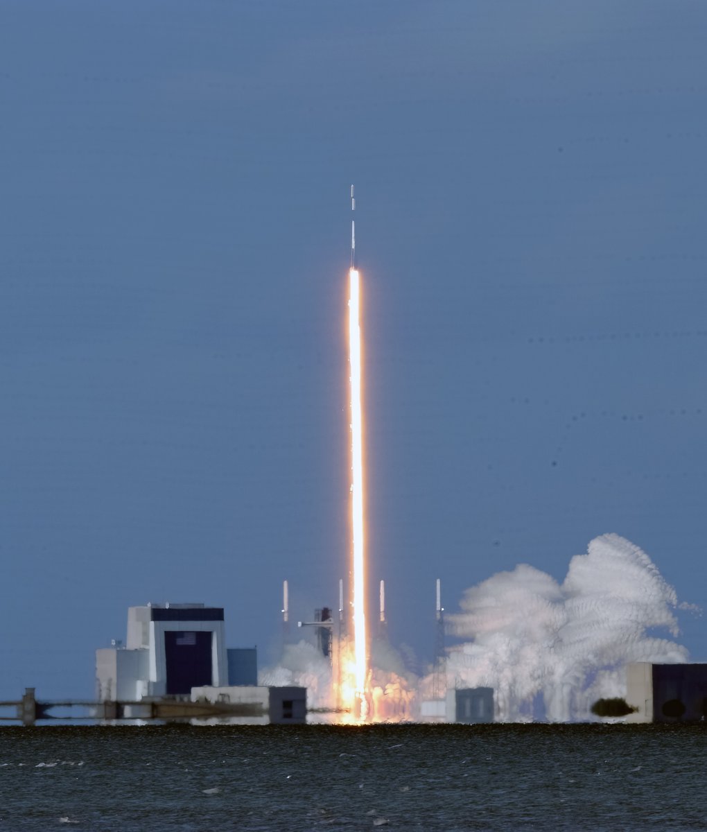 Day-streak of liftoff of #SpaceX Starlink 6-54 this evening from Cape Canaveral Space Force Station. @TalkOTitusville