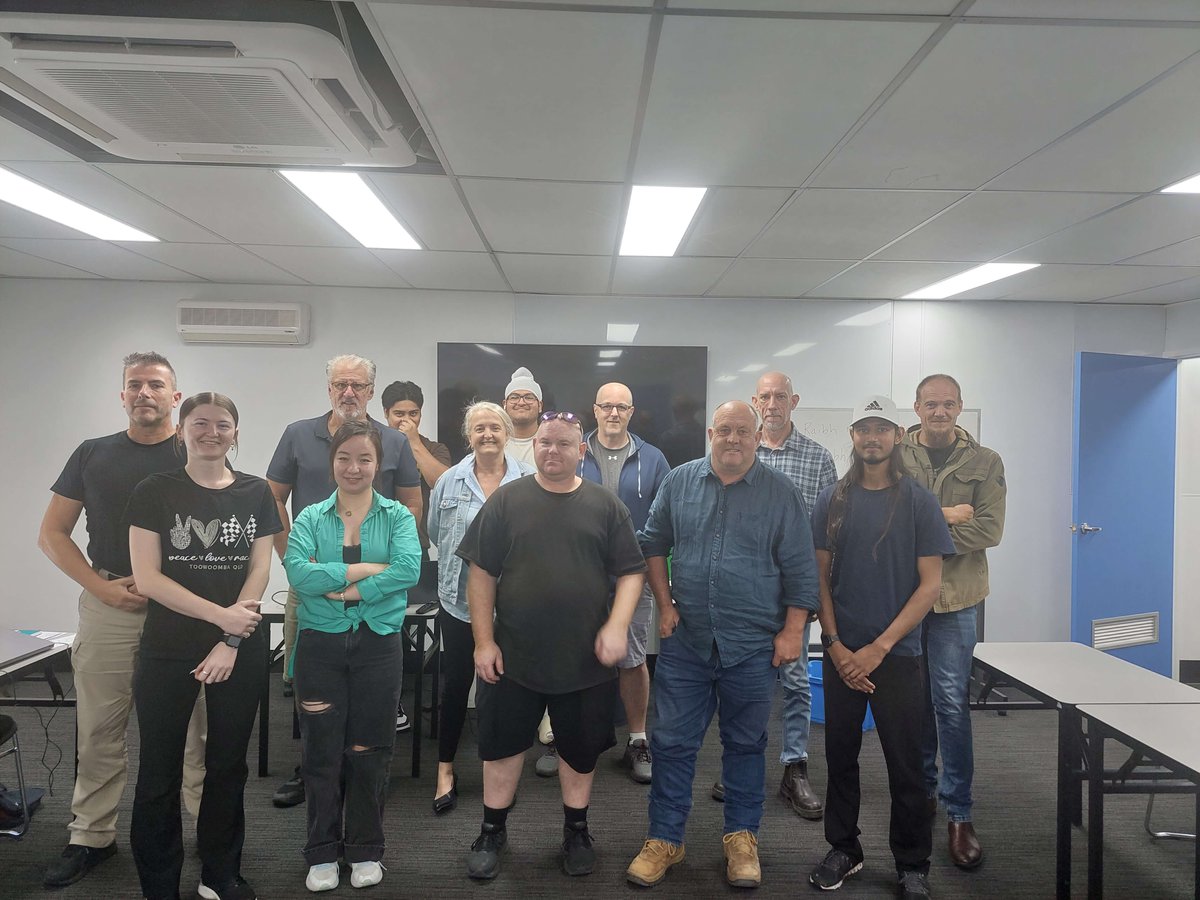 April Logan Central Security Class Graduates 🎓

Congratulations all on your achievement and best of luck in your new careers in the security industry. 👏

bit.ly/38mNQva 
#security #securityjobs #securitytraining #logan