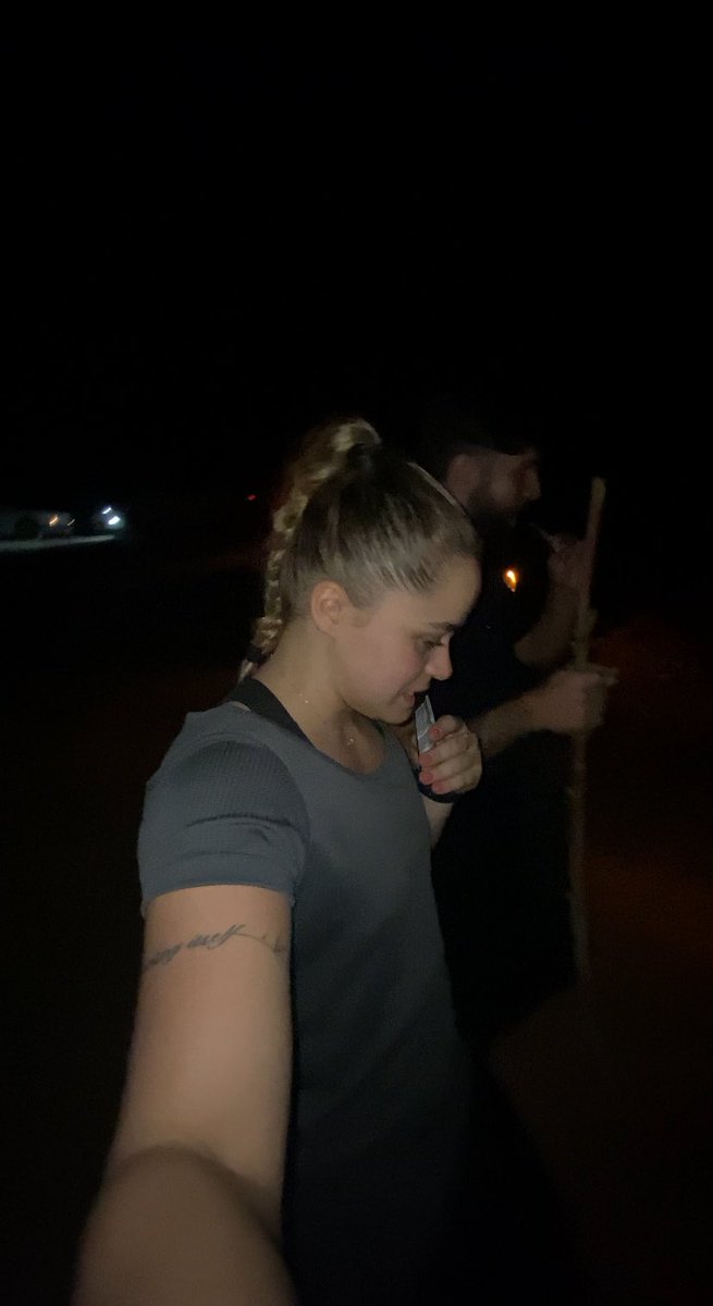 joyce_totti's tweet photo. 27/04 - romaria. Total = 37KM percorridos durante a madrugada https://t.co/ZmtdAVn2PQ