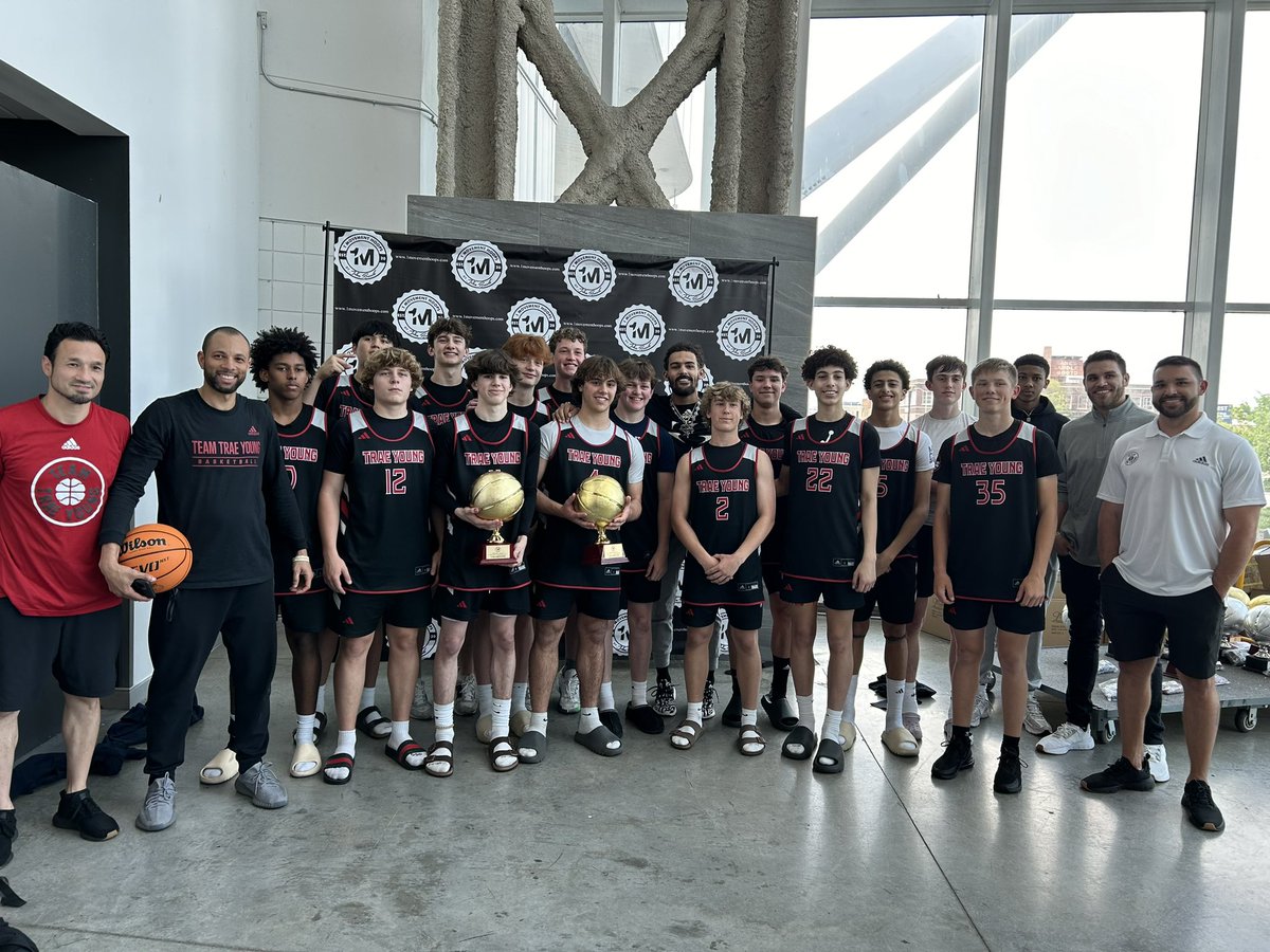 Our grassroots Boys taking care of business! BOTH 2027 (Tulsa HUB) teams made it to the finals and snatched the Gold ball. So much appreciation for @TheTraeYoung and @rayfordyoung for pouring into the OK community & witnessing their success in person 📈🏆‼️@1MovementHoops