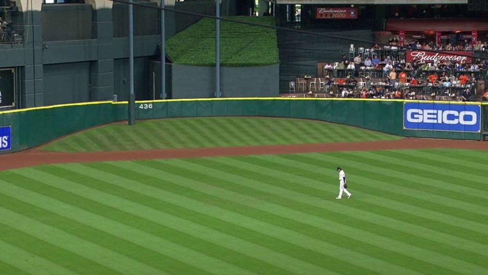 Who remembers the stupid hill in centerfield at Minute Maid Park?