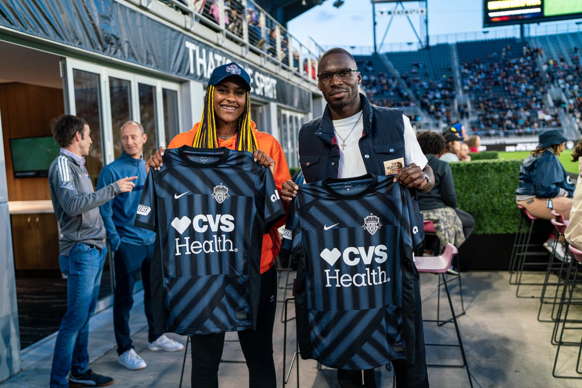 DC SPORTS ⚽️ x 🏀 Aaliyah Edwards and Christian Benteke stopped by the Spirit match on Friday!