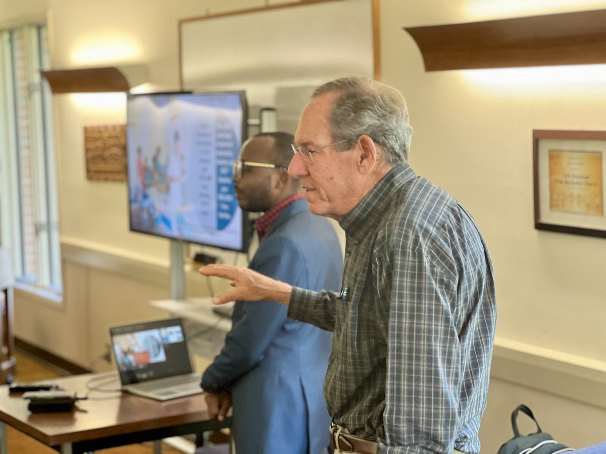 JohnWesleyFMC's tweet photo. We had an exciting Sunday evening at John Wesley. Thank you to Drs. Lwabanya Marx and Tim Kratzer for sharing with our teens and adults about the life-saving work of Nundu Deaconess Hospital in the DRC. Iglesia Comunidad Cristiana also made good use of our field. https://t.co/XiJtPvye9T