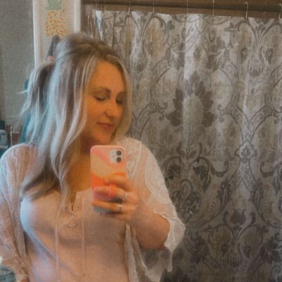 Lauralea_V's tweet photo. #NewProfilePic https://t.co/XvoLBmD6vO