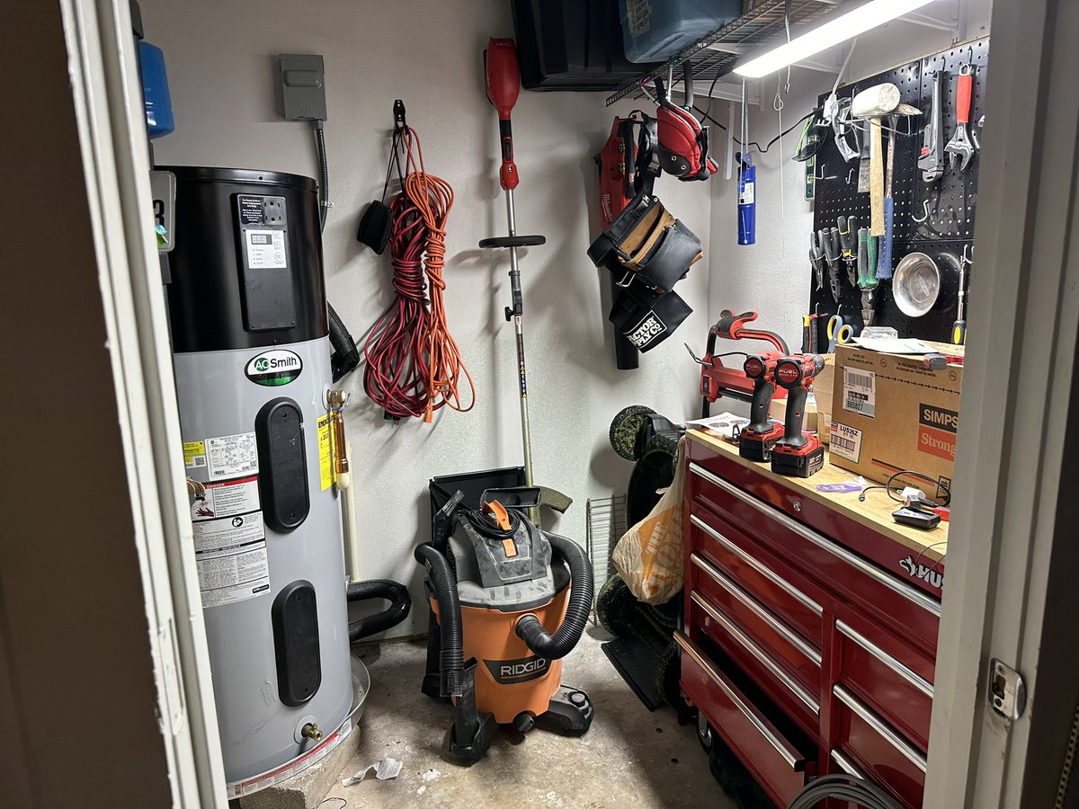 Joshua D. Rhodes tweet media