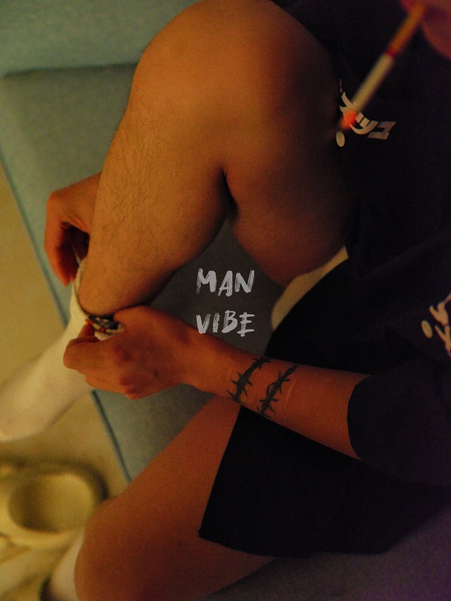 vibeofman's tweet photo. 男摄男氛
𝑴𝑨𝑵 𝑽𝑰𝑩𝑬
#西安 #私房摄影 #gay https://t.co/M2N5QTqCjd