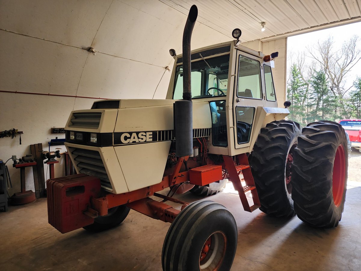 cbodnarc's tweet photo. 1982 Case 2390

2390 Case tractor. No leaks, always shredded with us. Air and heat both work. $20k obo https://t.co/O0CqFTSTJt