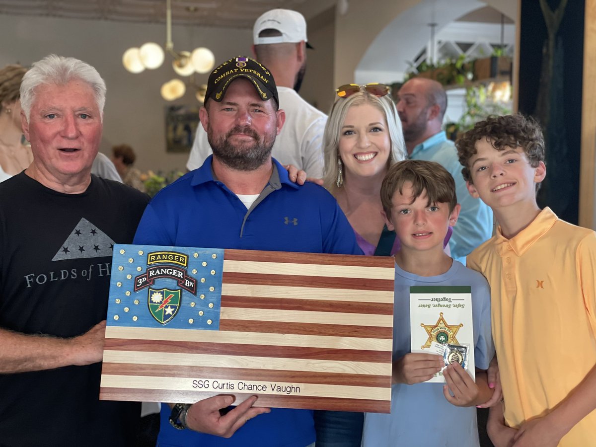 This year’s Smoke ‘Em If You Got ‘Em, an annual fundraising event benefiting non-profits that support military veterans and first responders, was a success! Funds were raised for the Special Forces Charitable Trust, and US  Army Sgt. Curtis Chance Vaughn was tonight’s honoree.
