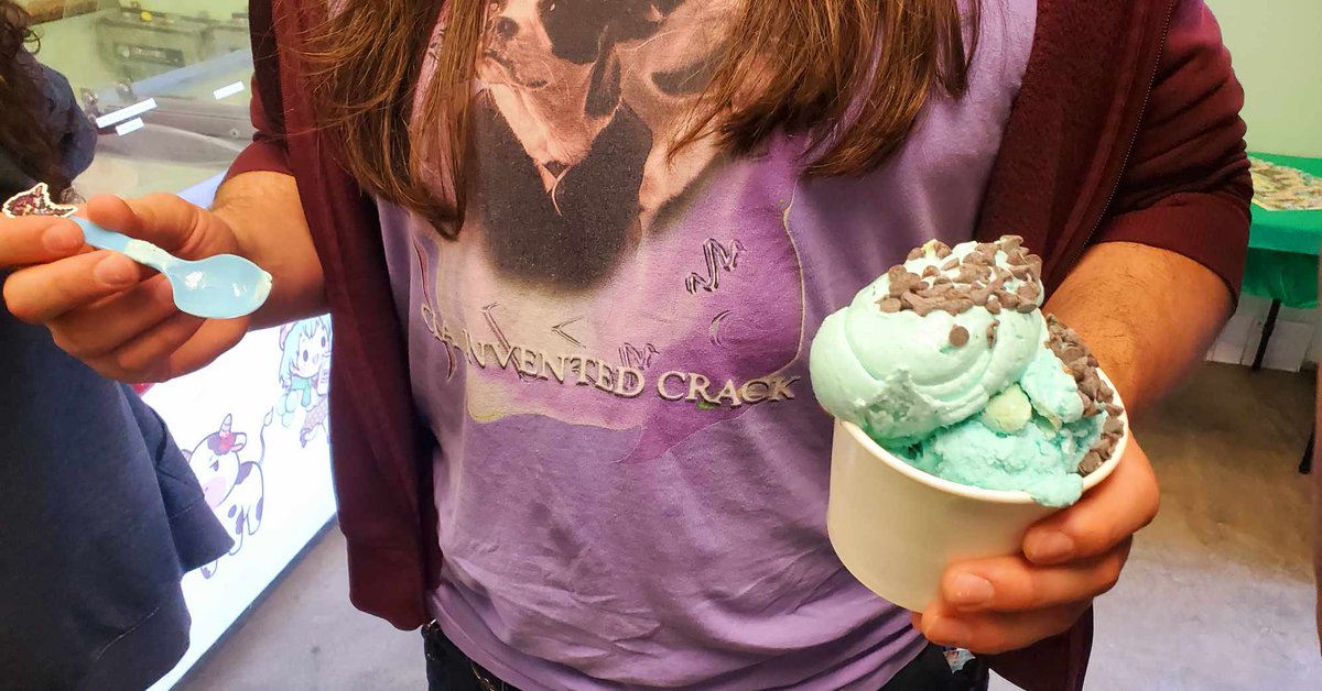Got @tsunscoops, best weeb ice cream around, for the Saga Emerald Beyond collab